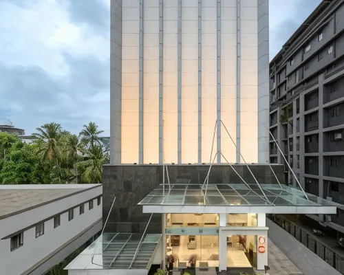 Ginger Kochi MG Road Hoteles cerca de Manejo de la Marina