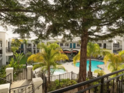 Oxford Suites Pismo Beach Hotels in Pismo Beach