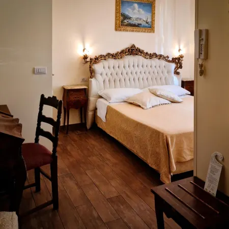 B&B Joan's Heritage