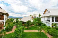 Madilao Hotel فنادق في لوانغ برابانغ
