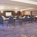 Courtyard Casper Hotels in Evansville