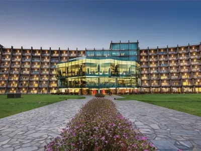 Noahs Ark Deluxe Hotel Spa Отели в г. 
