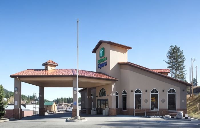 AmericInn by Wyndham Hill City Mt Rushmore
