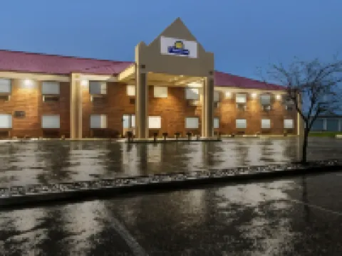Days Inn by Wyndham Washington Court House Hotels in Fayette County