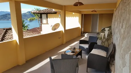 Pousada Costa do Sapê Отели в г. Ангра-дус-Рейс