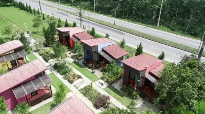 Sweet Garden Home Resort Hotels in La-ngu Subdistrict