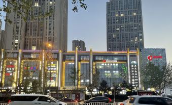 Yuerong Bay Jieyouzhan Serviced Apartment (Central Academy High School Mingrun Plaza Yanshun Road)