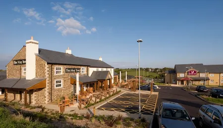 Premier Inn Helston Отели в г. Мауган-ин-Менедж