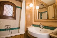 Beautiful Il Giardino Degli Oleandri One Bedroom Premium Apartment Sleeps 4 - 3성급