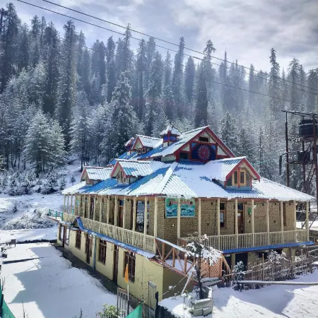 Shiva Valley Riverside Home Stay