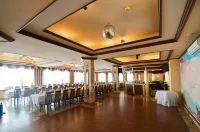 Skalny Dworek Hotels in Szaflary