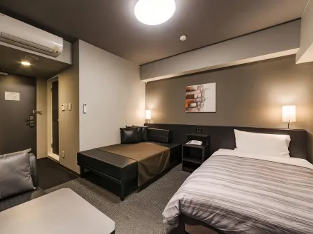Hotel Route-Inn Grand Ota Ekimae