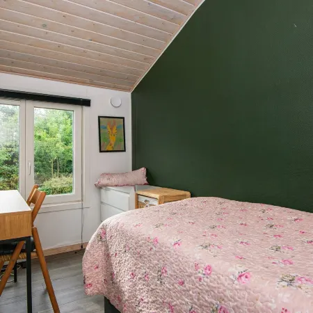 6 person holiday home in Struer-By Traum