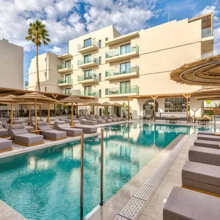 Cabana Blu Hotel & Suites