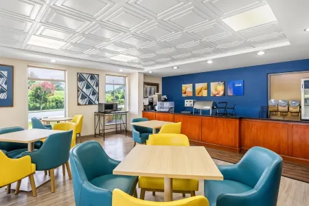 Comfort Inn & Suites Walterboro I-95