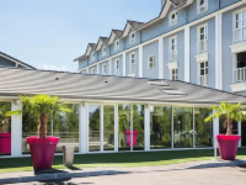 Hotel du Golf Hotels near City of design