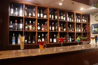 拉克薩羅瓦爾普奧特克拉恩斯酒店 - 酒吧