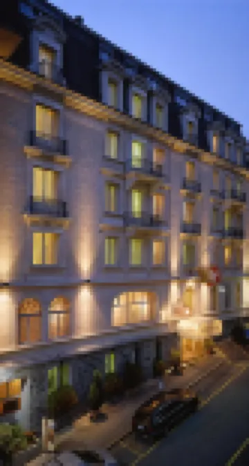Hotel Victoria Hotels near Palais De Rumine
