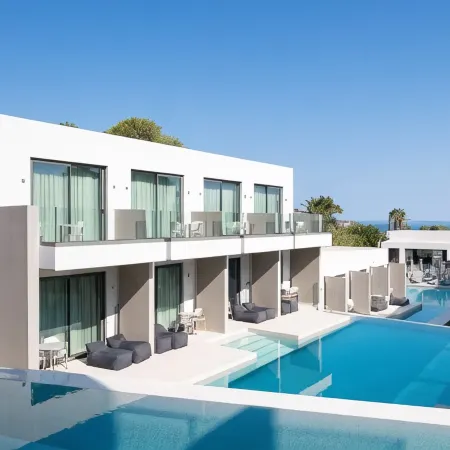 Phos Hotel Adults Only
