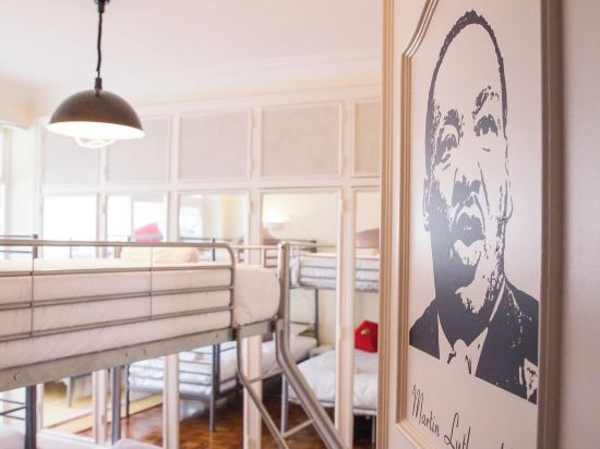 Help Yourself Hostels - Carcavelos Coast