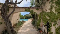 Provencal villa for 10 people with swimming pool and garden in Grasse