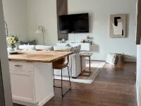 Cozy 2-bedroom condo with WiFi, AC in Colfax Hotels in Colfax