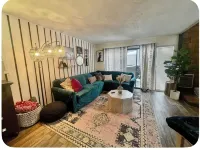 IN TOWN CONDO WITH HOT TUB, AT SHUTTLE STOP, HAS EVERYTHING YOU NEED!! - 4성급