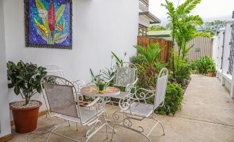 La Fortuna Lodge by Treebu Hotels