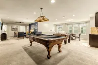 9BR Luxury Vacation Villa near Disney