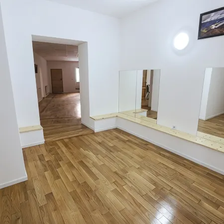 Floasiu Residence Condo 3 rooms Appartement