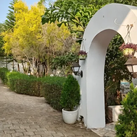 The HighGarden Resort