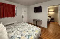 Studio 6 Greenville, SC