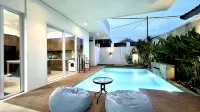 3 Bed Paradise Villa in Kuta Pool and Great Wi-Fi