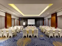 Kampi Hotel Tunjungan - Surabaya Hotels near Tunjungan Mall
