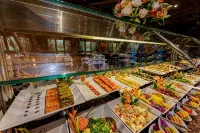 阿拉伯海岸阿祖爾度假飯店 - 早餐