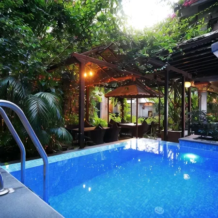 Hotel Middle Path & Spa