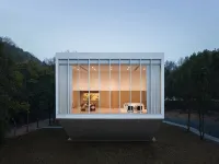 Peninsula Tree House 楽安のホテル