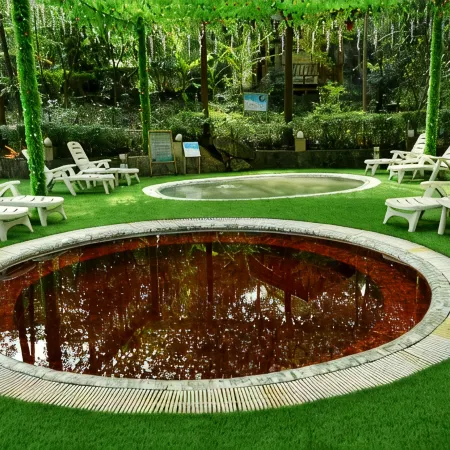 Zhongyang Xianquan Hotel