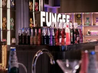 FUNGEE Hotel (Wuyi Square, Nanmenkou Station, Changsha) Hotels near Orange Islet