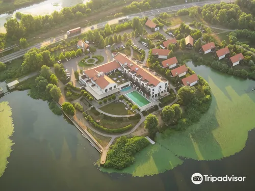 Tisza Balneum Hotel - Pools