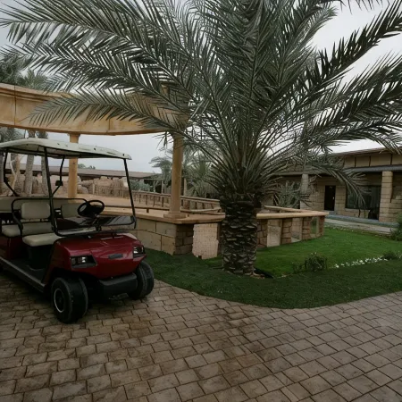 Emirates Park Resort Отели рядом с достопримечательностью «Остров Яс»