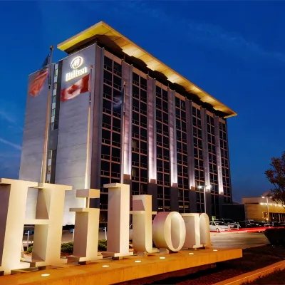 Hilton Toronto Airport Hotel & Suites Hotels near Northeast Mississauga