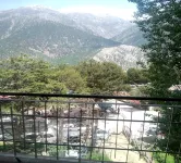 Abhishek Charas Homestay
