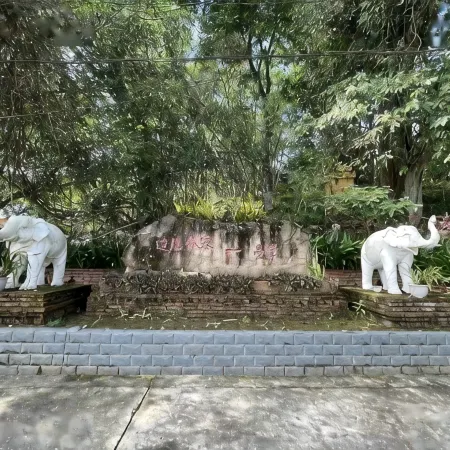Lantai Jiuling Chinese Inn