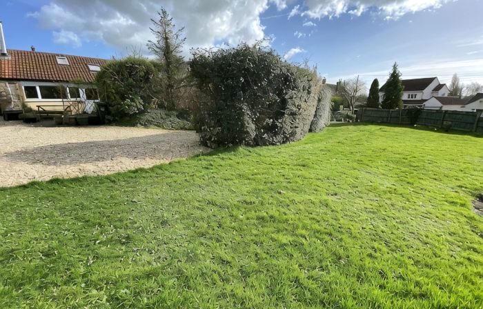 Countryside Cottage in the Mendip Hills, with garden
