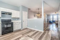 4-bedroom townhome in marvelous Conyers with WiFi, AC