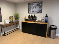 Comfort Inn & Suites Danbury-Bethel - breakfast