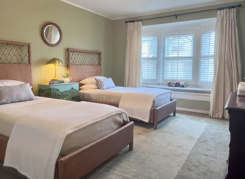 Gorgeous 3-Bedroom Home, San Francisco, Short Walk GG Park Museums and UCSF Med - Bungalows