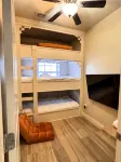 "Country Charm & Game Room Fun, Pool Table, Screens, & Xbox, Close to Stilly - 3성급