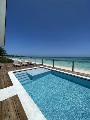 "New" 5 bedroom Exuma Beach Front Estate w/ Pool & No Neighbors on either side! - Gym